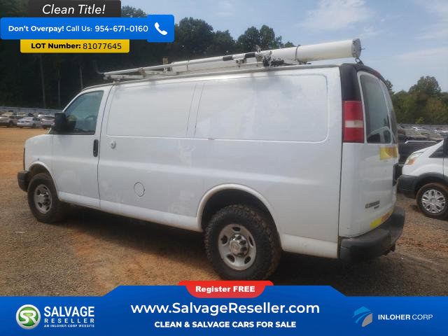 Used 2013 Chevrolet Express 2500 image 3