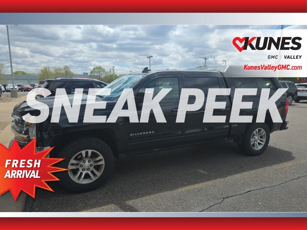 Used 2018 Chevrolet Silverado 1500 LT w/ All Star Edition AWD/4WD image 3