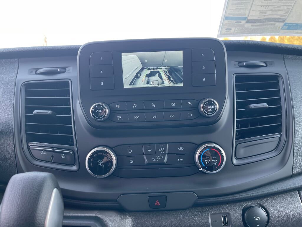 New 2025 Ford Transit 250 148 Medium Roof image 9