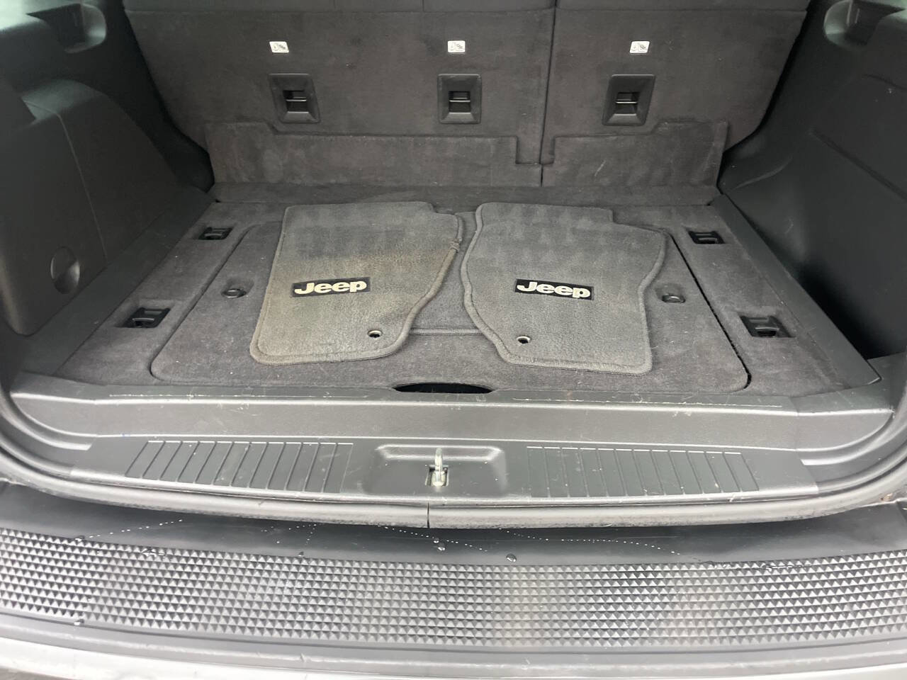 Used 2011 Jeep Liberty Sport image 22