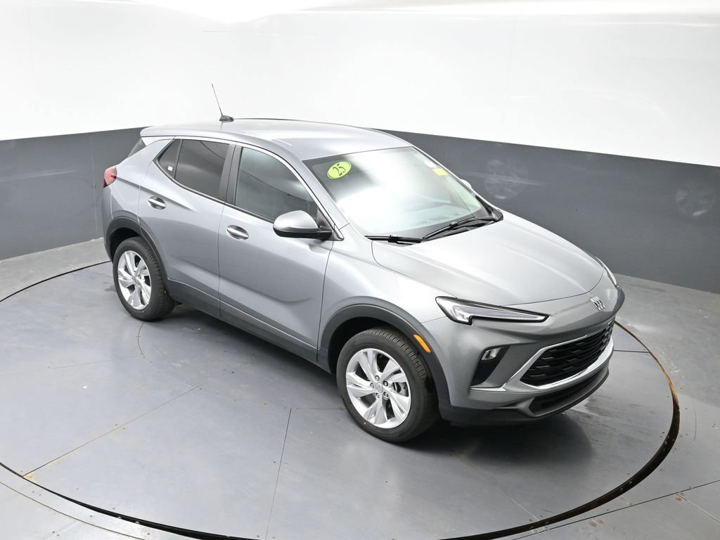 Used 2025 Buick Encore GX Preferred AWD/4WD image 44