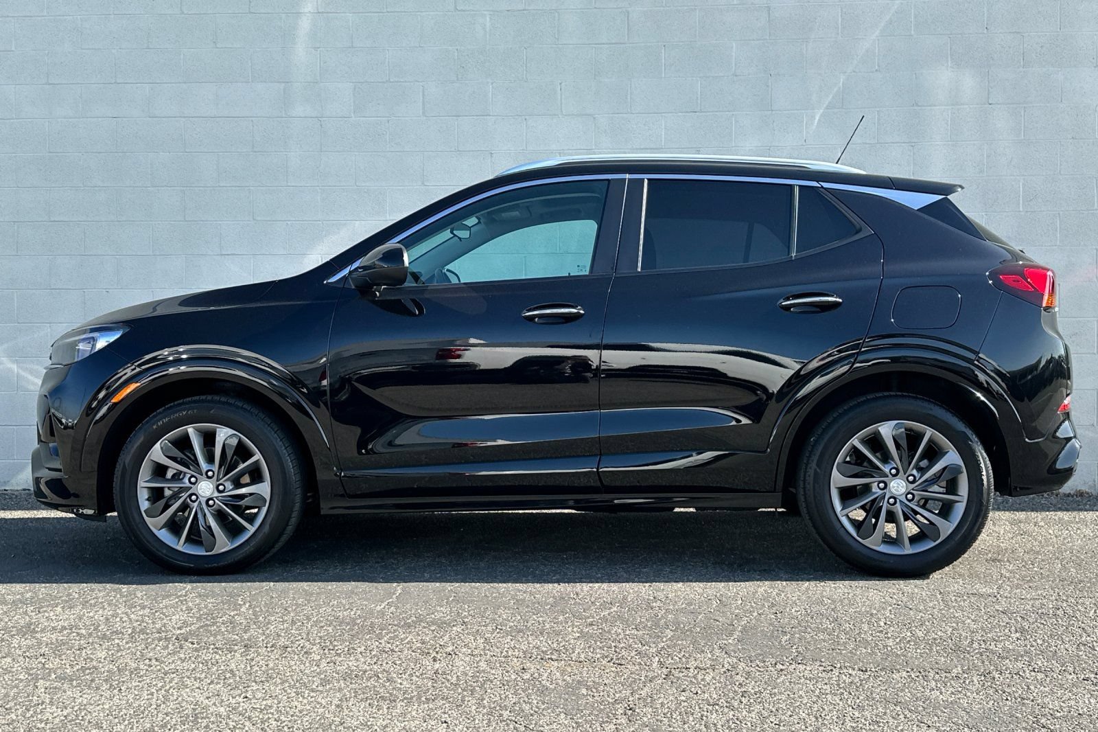 Certified 2023 Buick Encore GX Select w/ Experience Buick Package FWD image 7