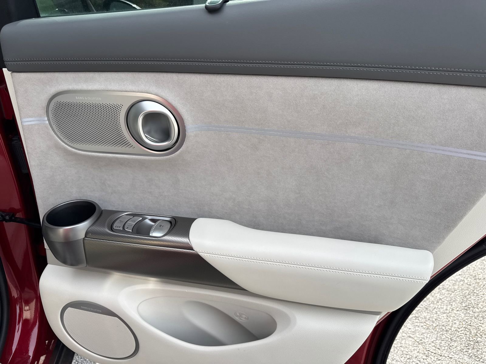 Used 2023 Genesis GV60 Performance image 16