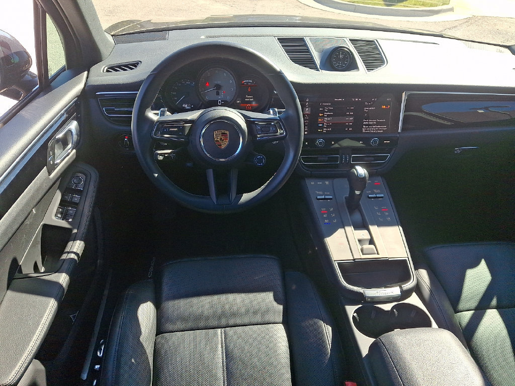 Used 2024 Porsche Macan S AWD/4WD image 11