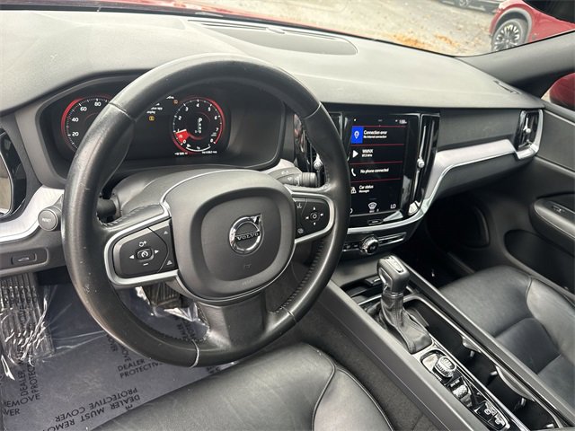 Used 2020 Volvo S60 T5 Momentum image 16