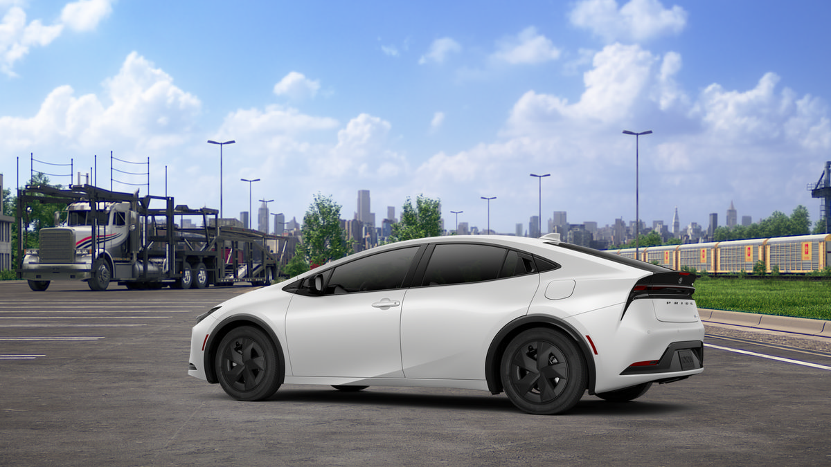 New 2026 Toyota Prius LE FWD image 7