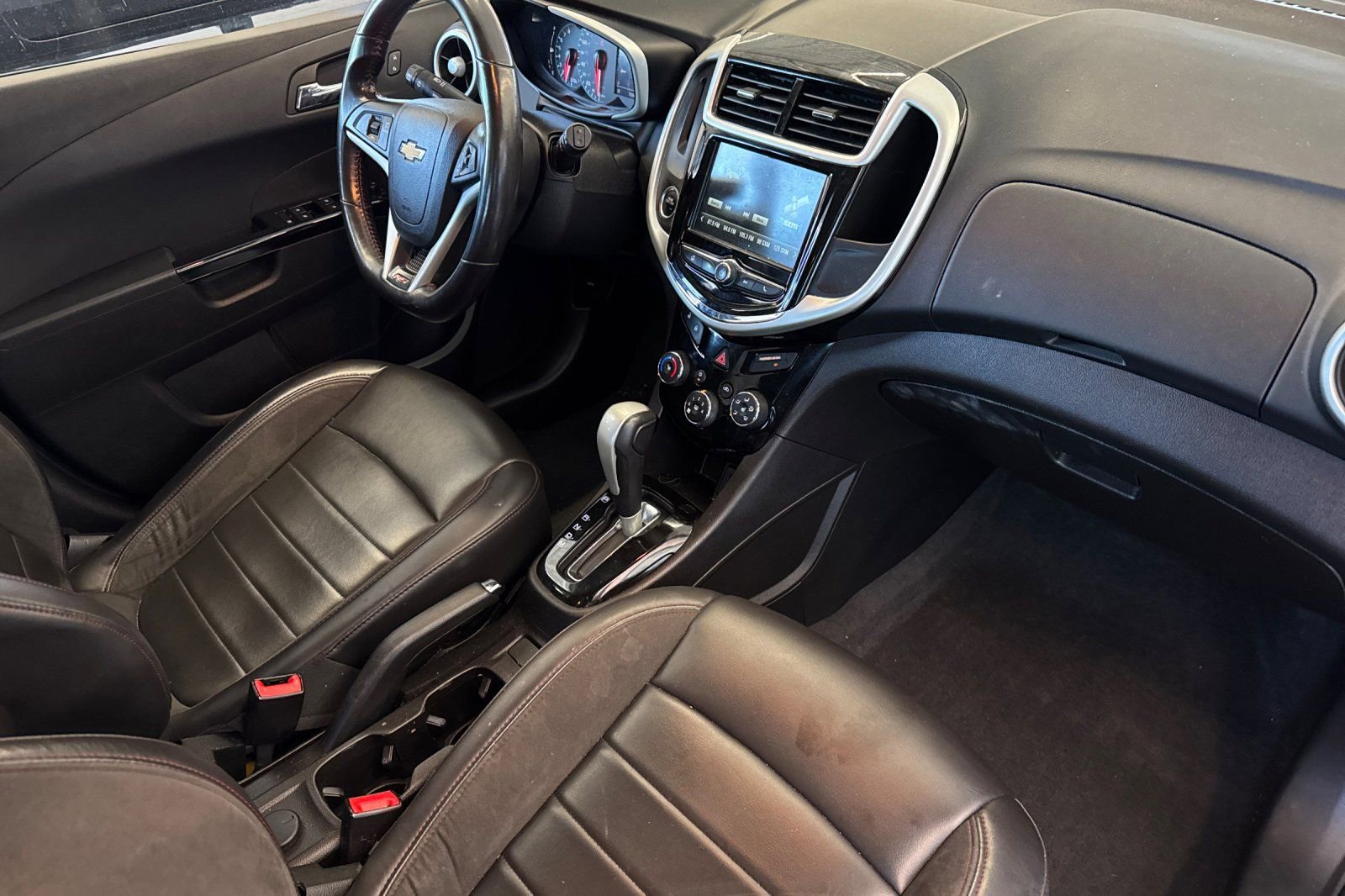 Used 2017 Chevrolet Sonic Premier FWD image 17