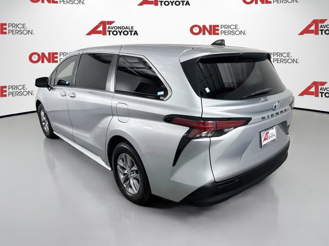 Certified 2021 Toyota Sienna LE FWD image 6