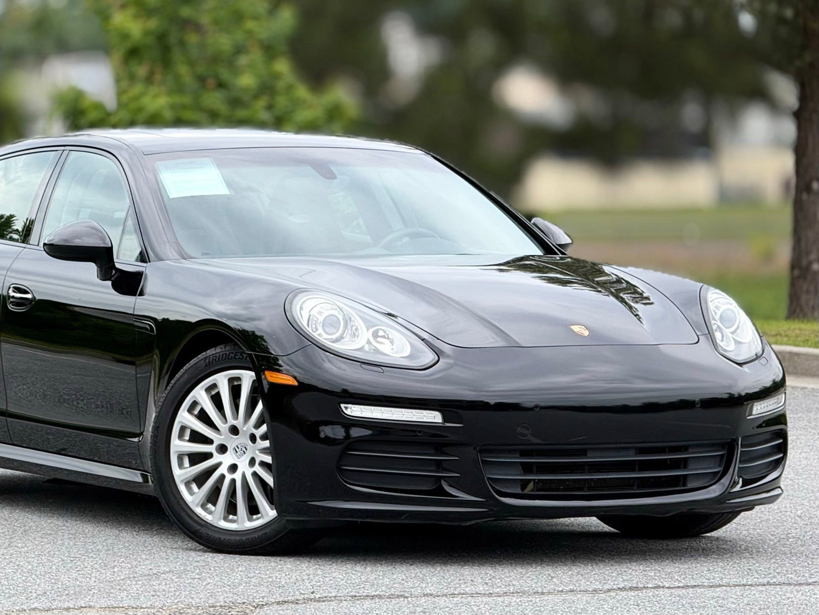 Used 2014 Porsche Panamera RWD image 48