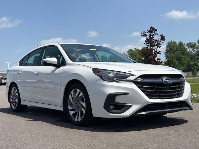 Used 2023 Subaru Legacy Limited AWD/4WD image 1