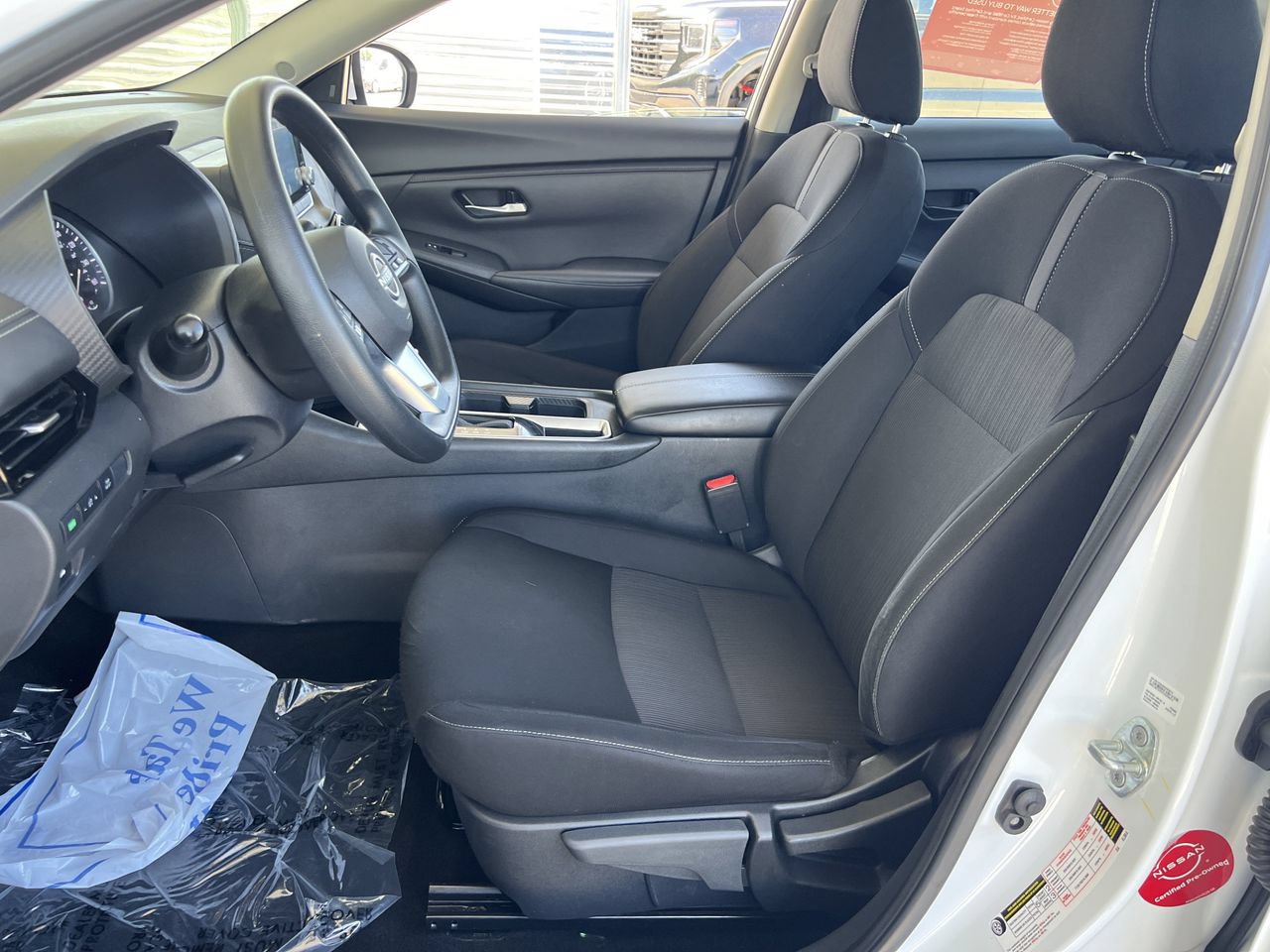 Used 2025 Nissan Sentra SV FWD image 19