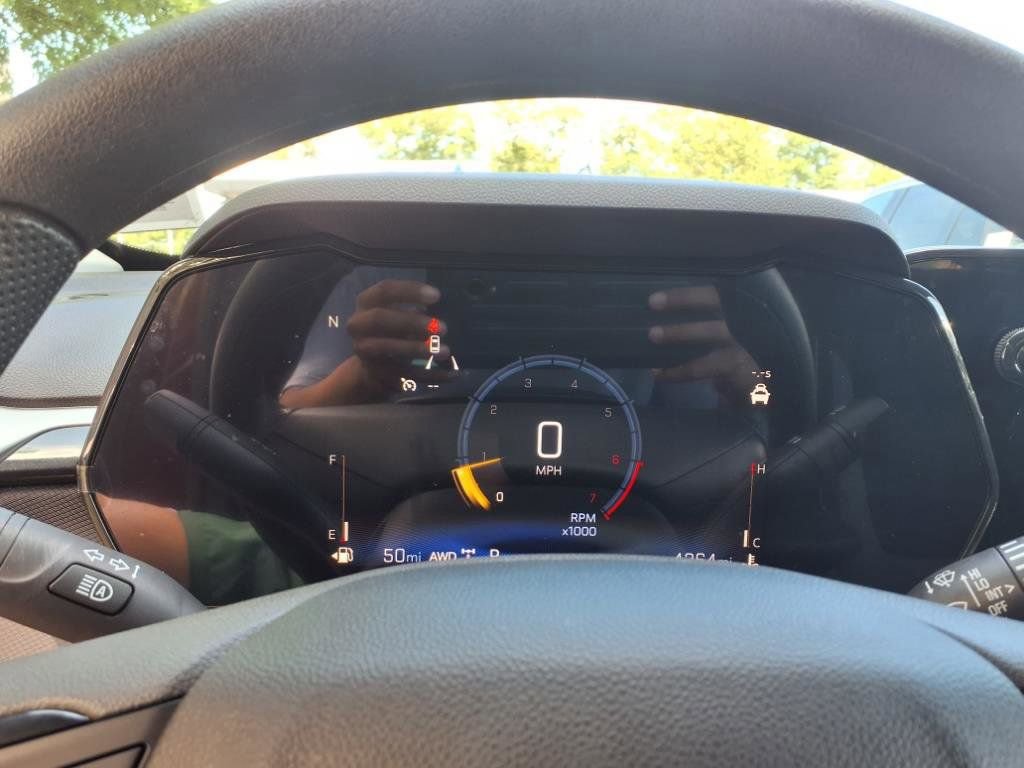 Used 2025 Chevrolet TrailBlazer LT w/ Driver Confidence Package image 11