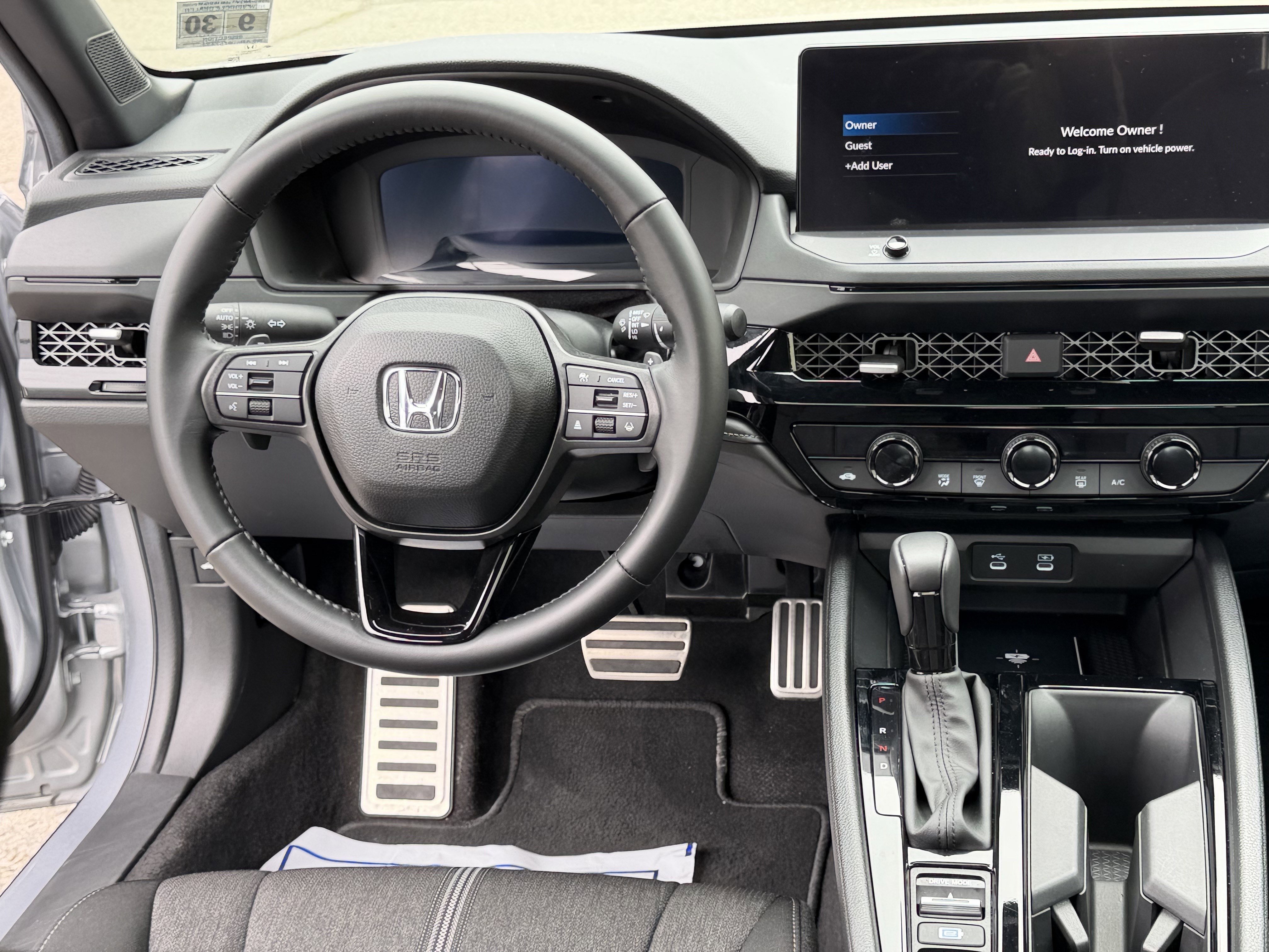 Used 2025 Honda Accord Sport image 19