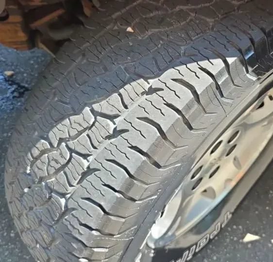 Used 2006 Chevrolet Avalanche Z71 w/ Preferred Equipment Group AWD/4WD image 47
