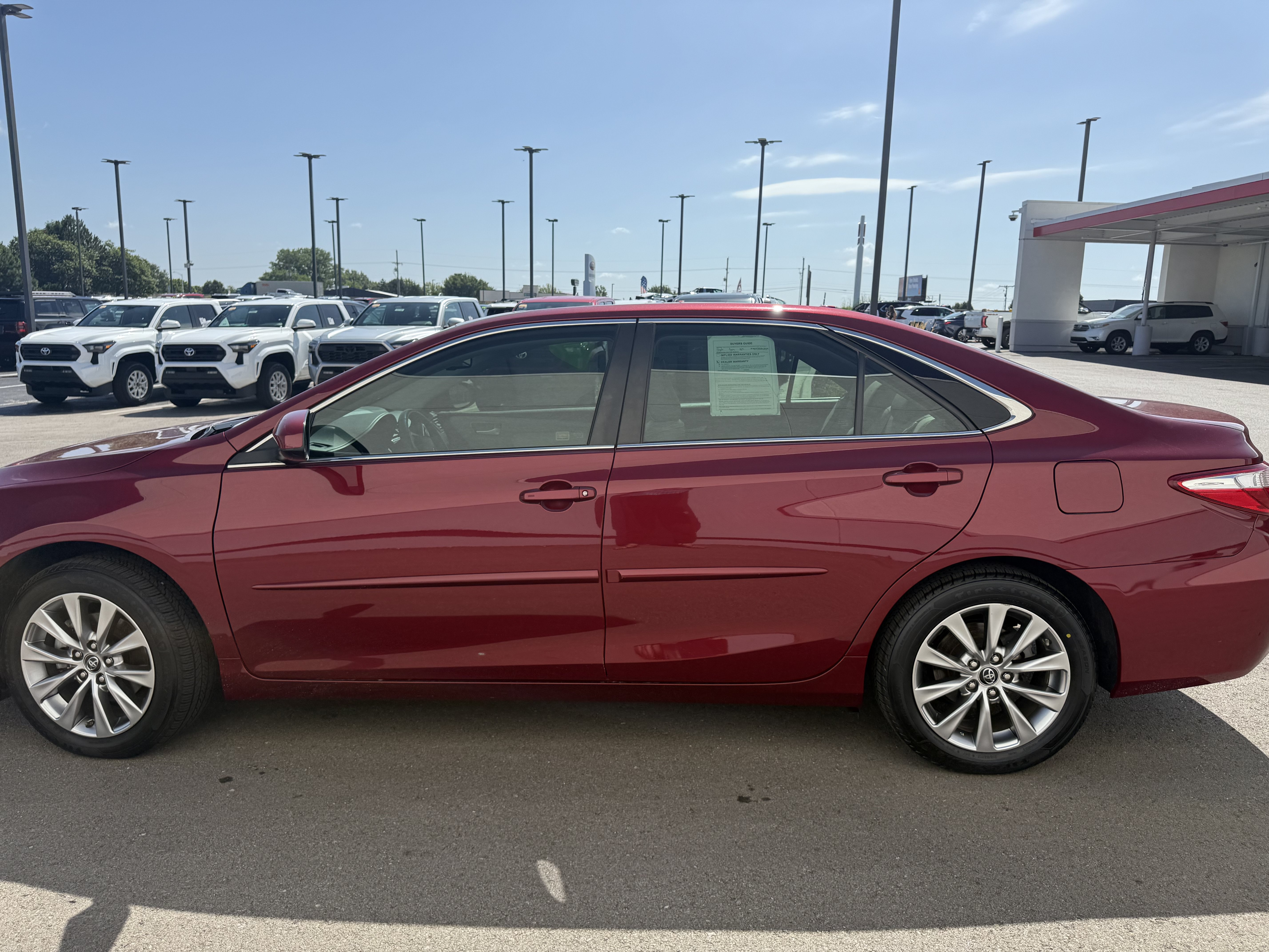 Certified 2017 Toyota Camry XLE w/ Moonroof Package FWD image 12