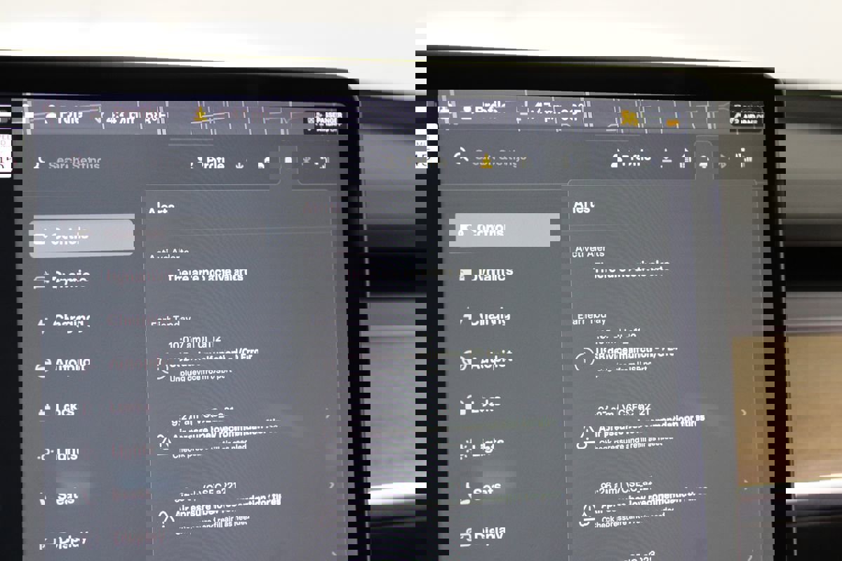 Used 2021 Tesla Model 3 Standard Range Plus image 19