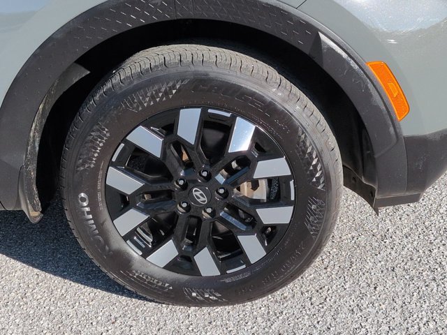 Used 2025 Hyundai Santa Cruz SEL FWD image 10