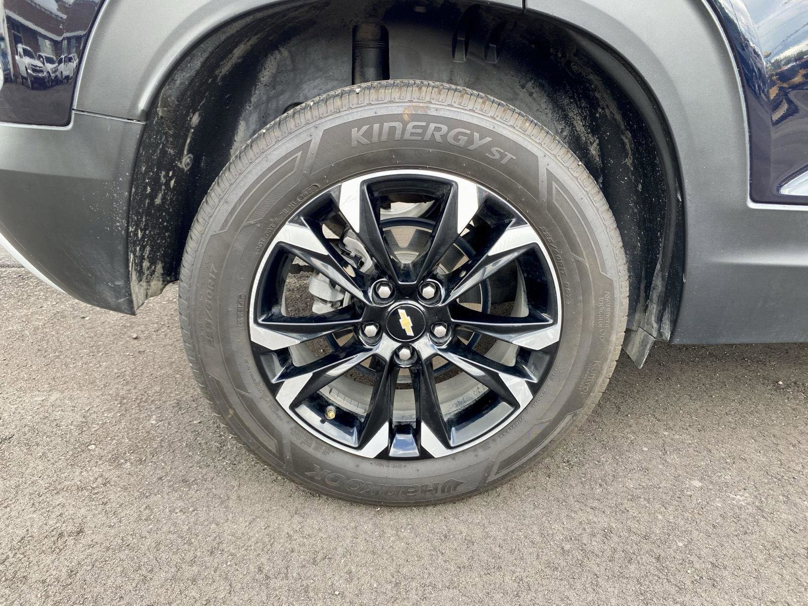Used 2021 Chevrolet TrailBlazer LT w/ Convenience Package FWD image 25
