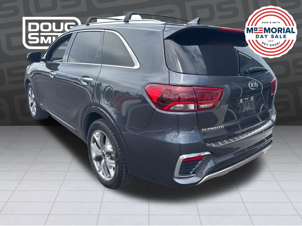 Certified 2019 Kia Sorento SX w/ SX Touring Package AWD/4WD image 3