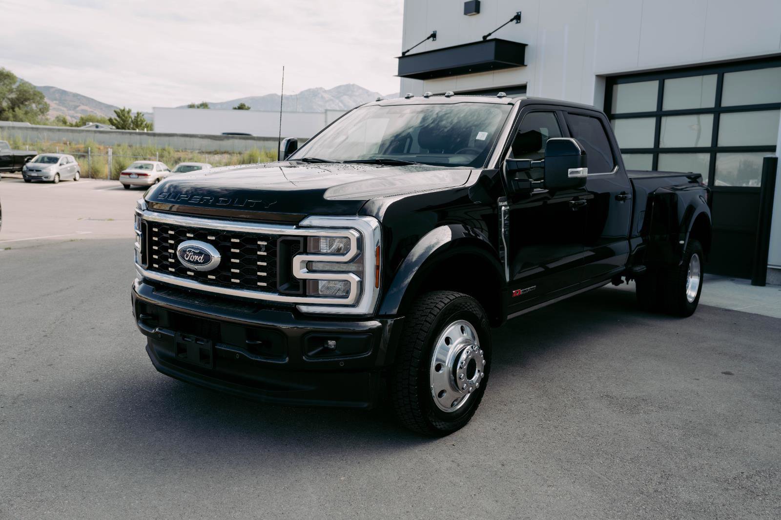 Used 2024 Ford F450 King Ranch w/ FX4 Off-Road Package image 3