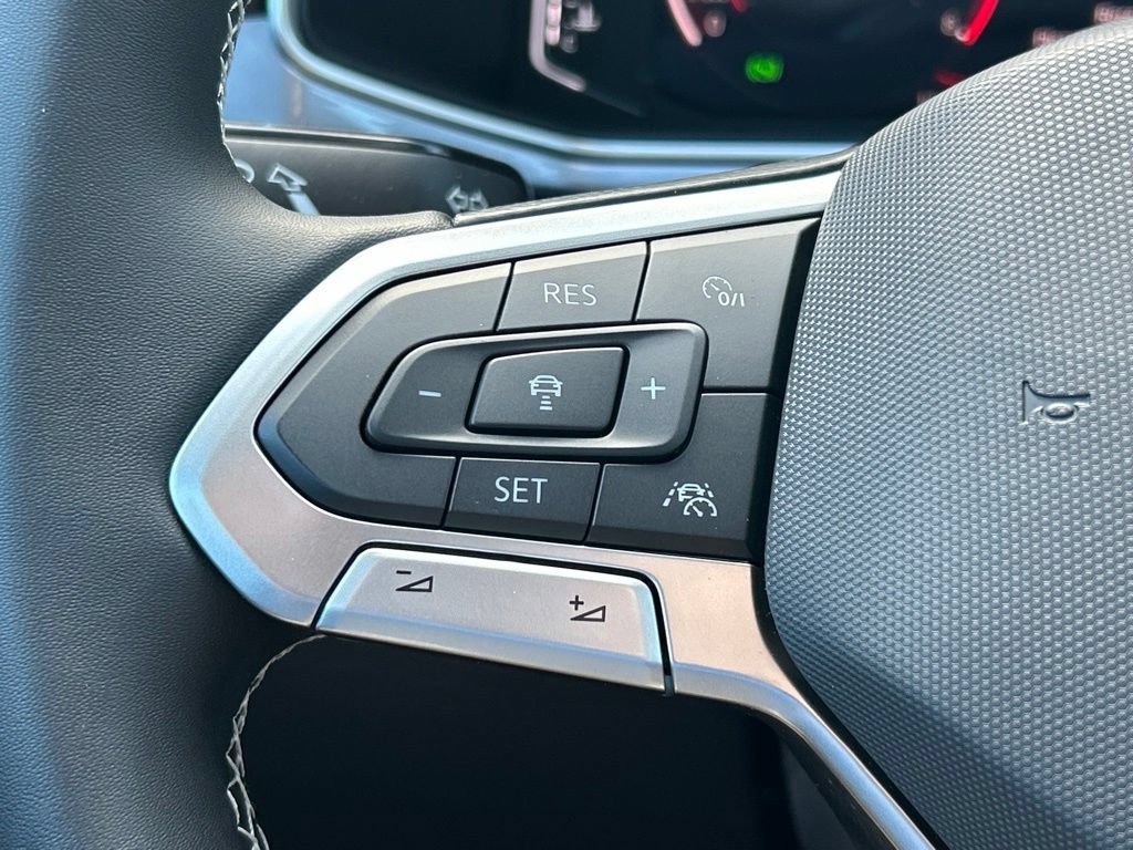 New 2026 Volkswagen Taos SEL AWD/4WD image 27