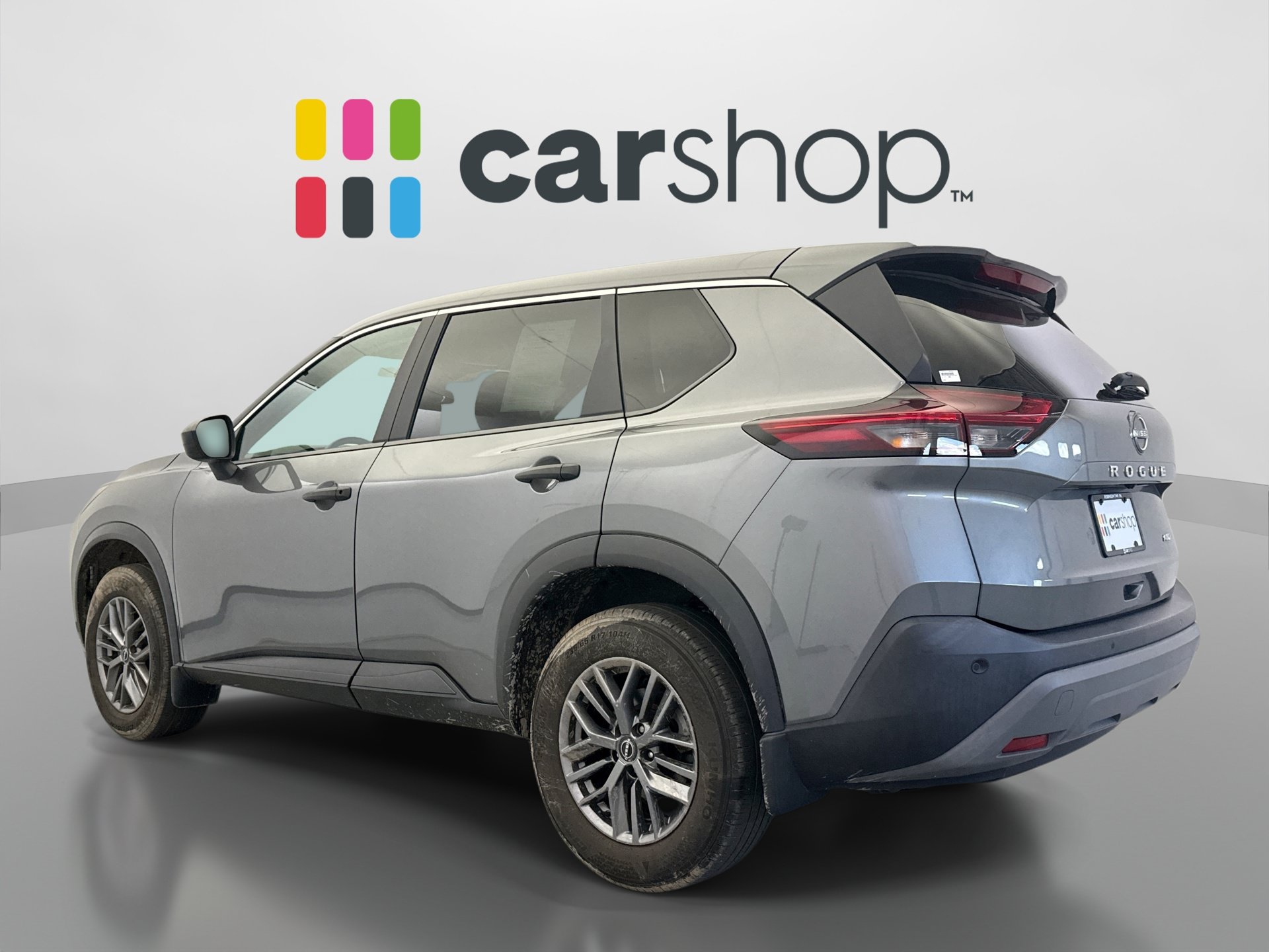 Used 2023 Nissan Rogue S AWD/4WD image 3