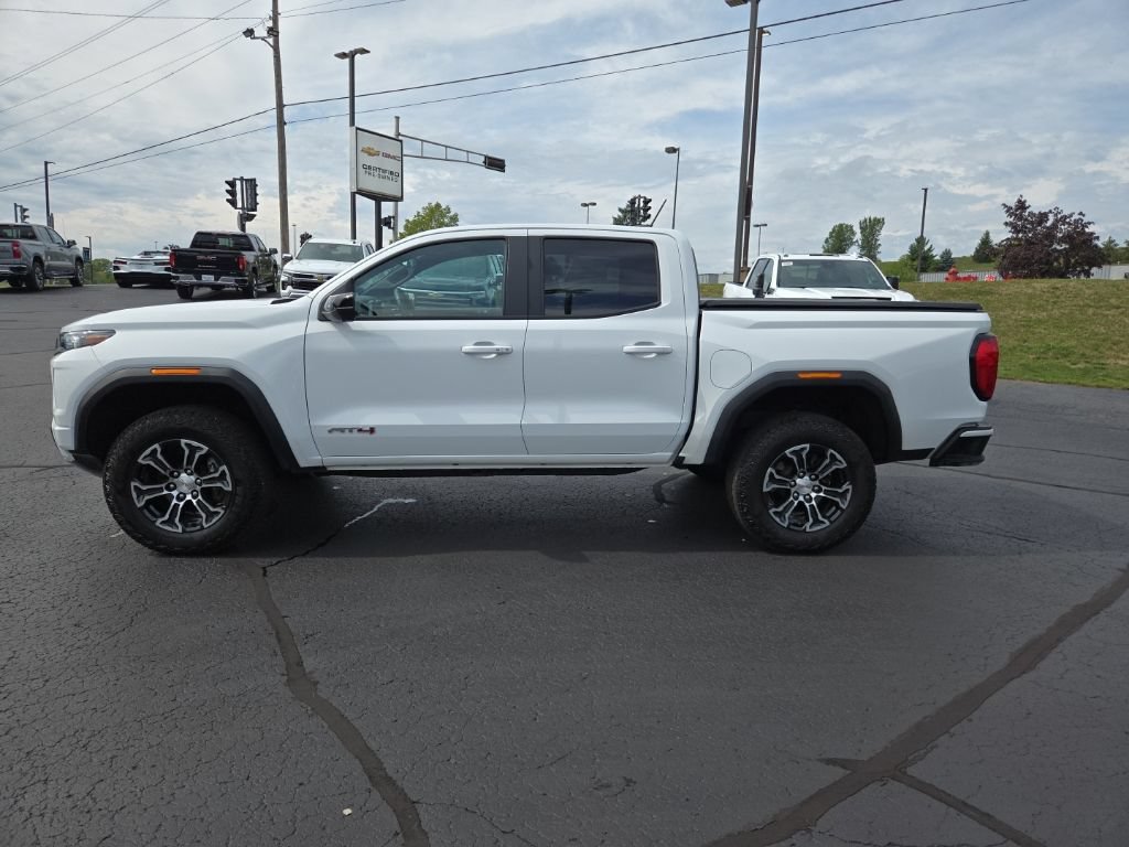 Certified 2023 GMC Canyon AT4 w/ AT4 Premium Package AWD/4WD image 6