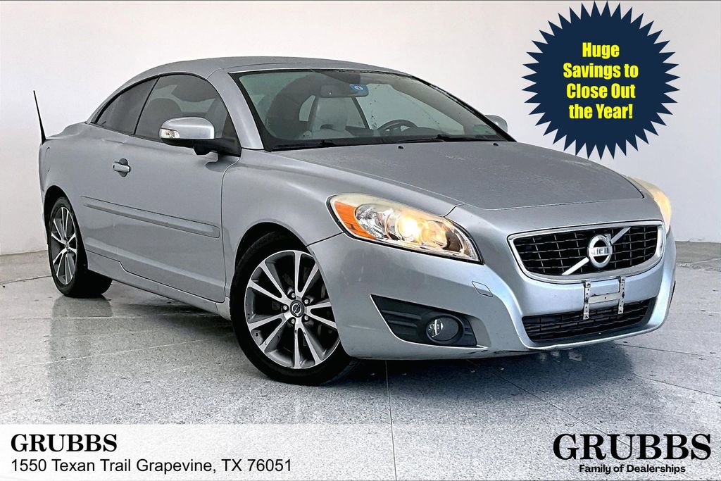 Used 2012 Volvo C70 T5 image 1