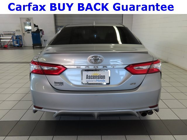 Used 2020 Toyota Camry SE image 12