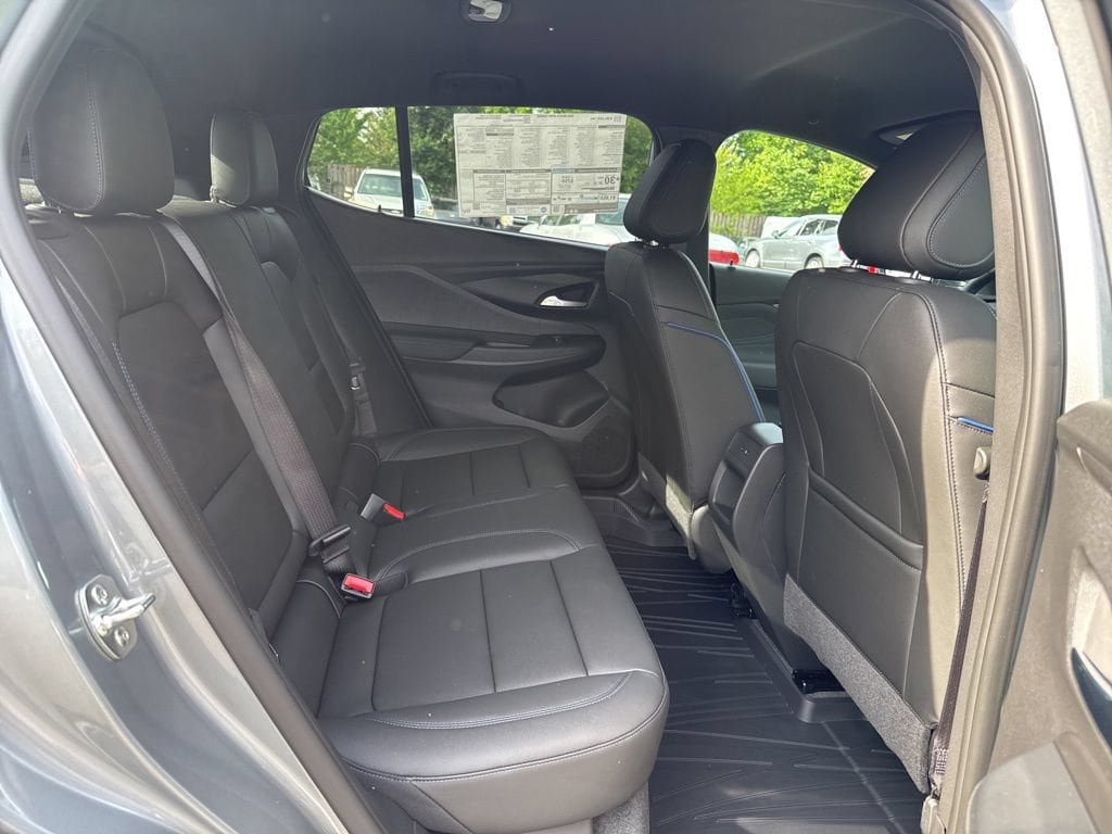 New 2026 Buick Envista Sport Touring w/ Convenience I Package FWD image 9