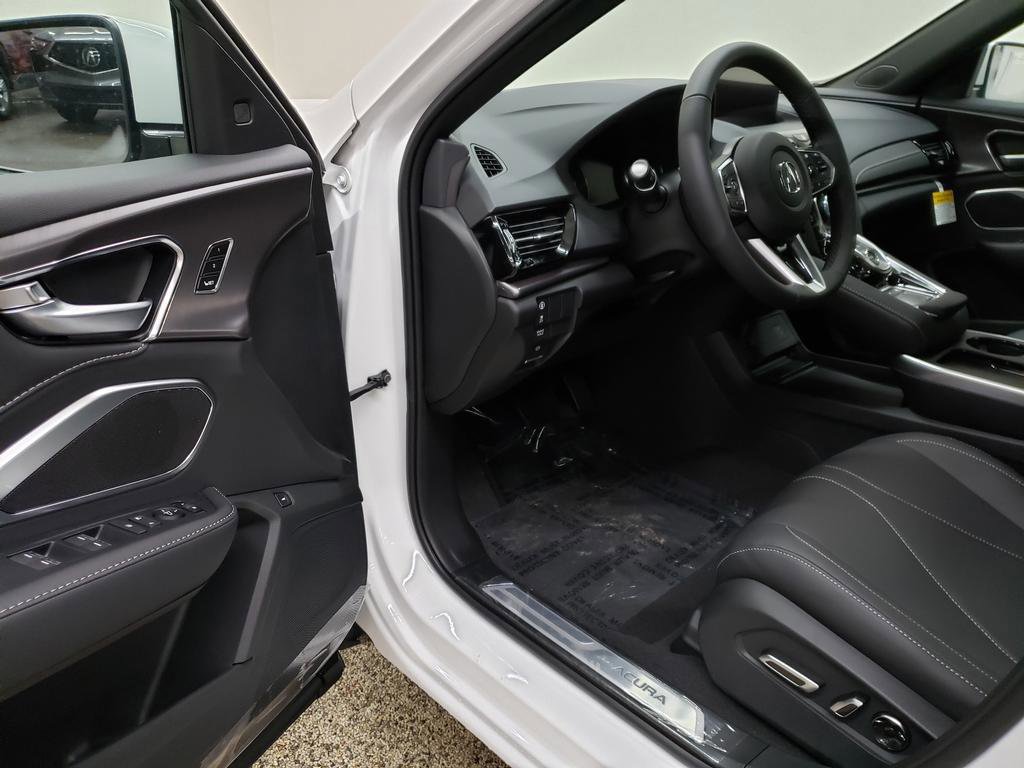 New 2026 Acura RDX SH-AWD image 6