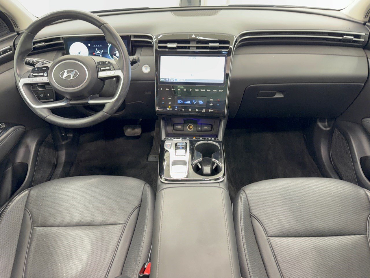 Used 2023 Hyundai Tucson Limited AWD/4WD image 17