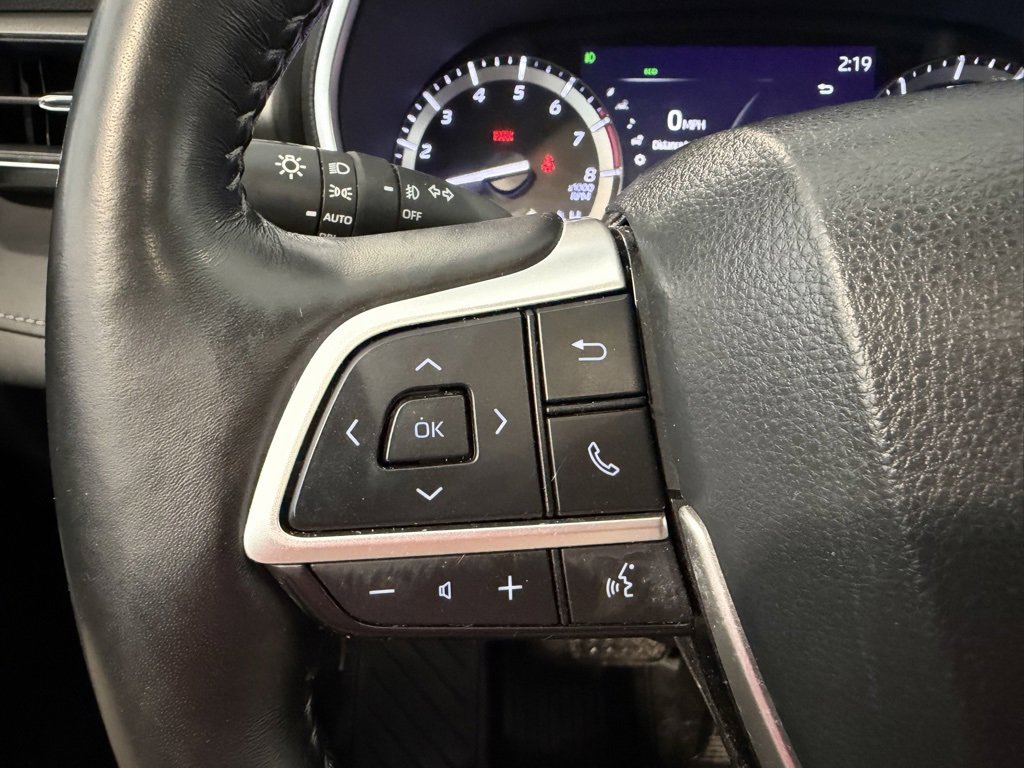 Used 2022 Toyota Highlander Limited image 23