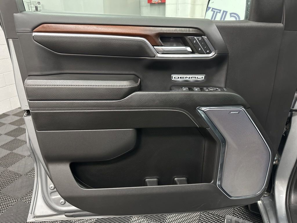 Used 2024 GMC Sierra 1500 Denali w/ Denali Reserve Package AWD/4WD image 17