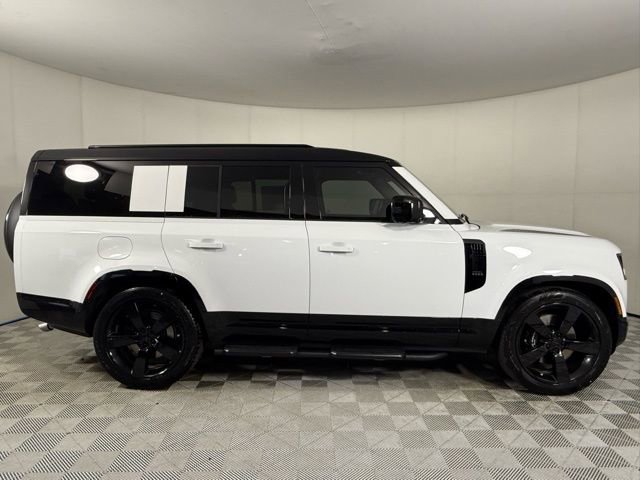 New 2026 Land Rover Defender 130 V8 image 4