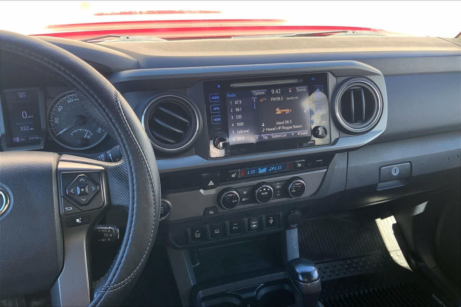Used 2017 Toyota Tacoma TRD Sport RWD image 15
