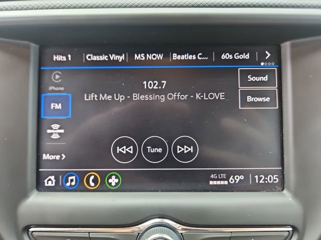 Used 2023 Chevrolet TrailBlazer LT image 19