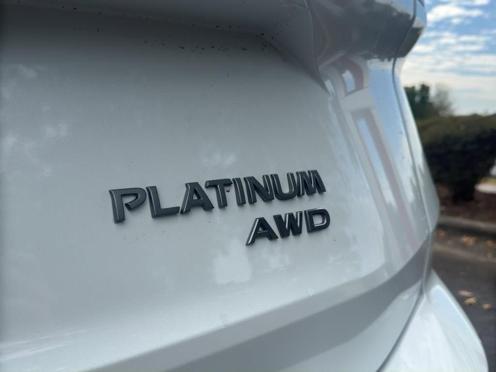 New 2026 Nissan Rogue Platinum image 15