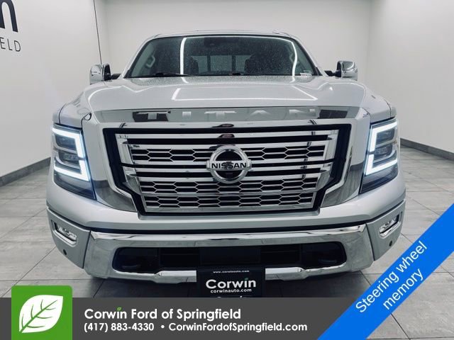 Used 2020 Nissan Titan SL w/ Moonroof Package image 7