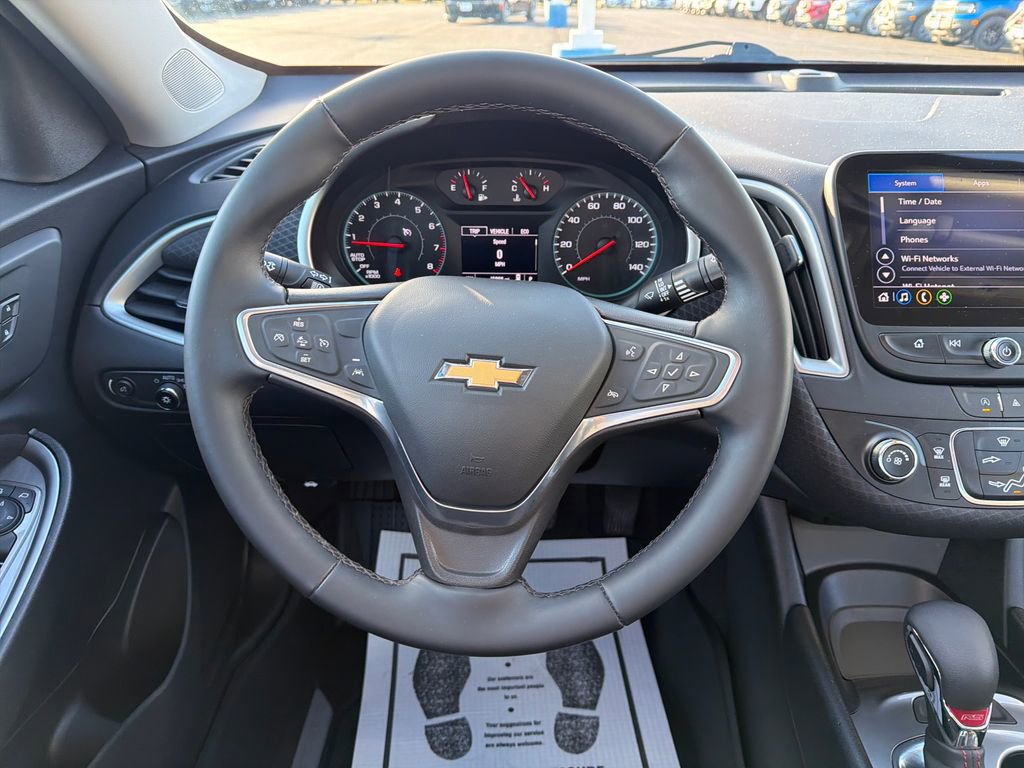 Used 2023 Chevrolet Malibu RS image 14