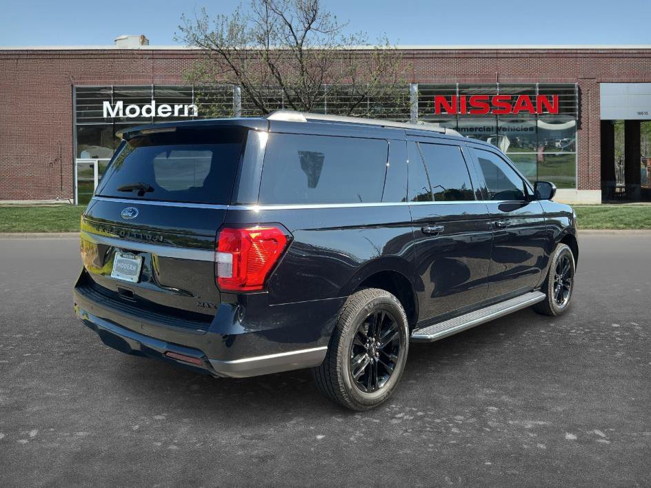Used 2022 Ford Expedition Max XLT AWD/4WD image 4