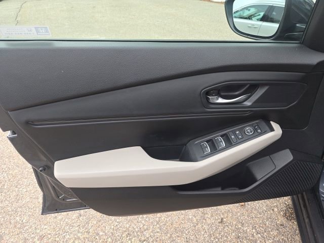 Used 2023 Honda Accord EX image 18