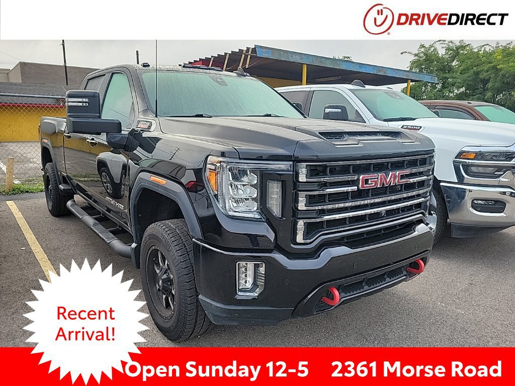 Used 2020 GMC Sierra 2500 AT4 w/ Technology Package AWD/4WD image 1
