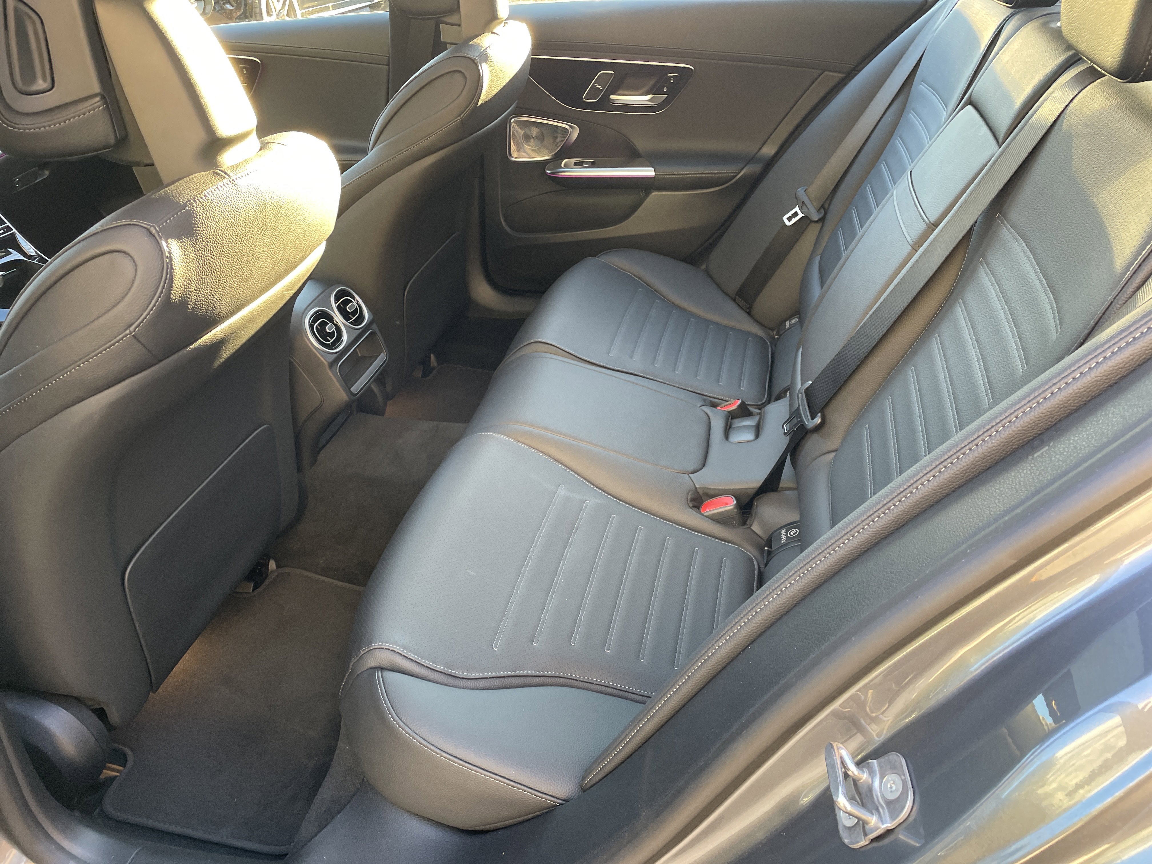 Certified 2025 Mercedes-Benz C 300 4MATIC Sedan image 39