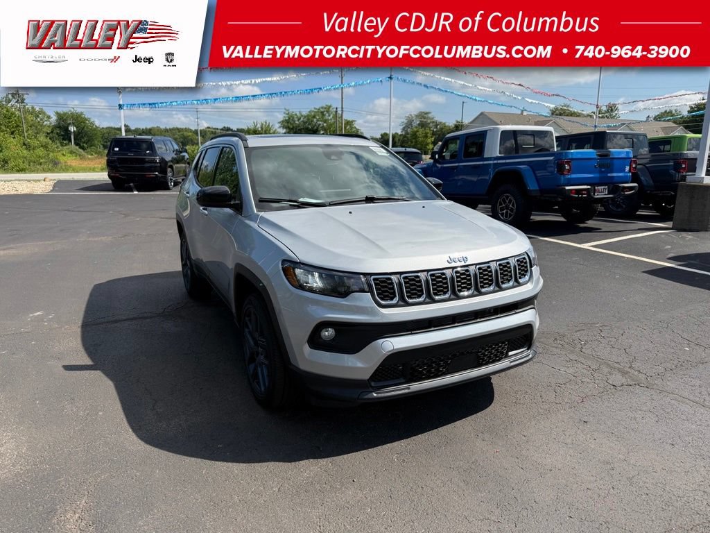 New 2026 Jeep Compass Latitude AWD/4WD image 1