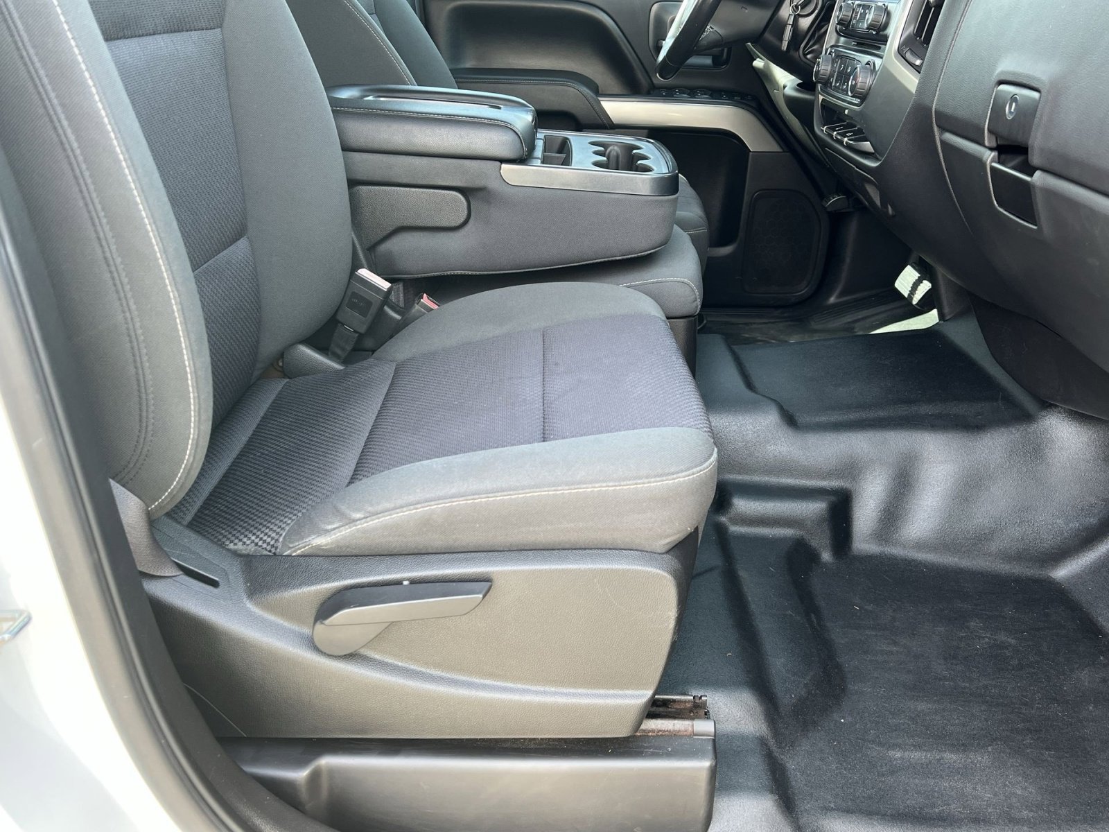 Used 2015 Chevrolet Silverado 2500 LT image 26