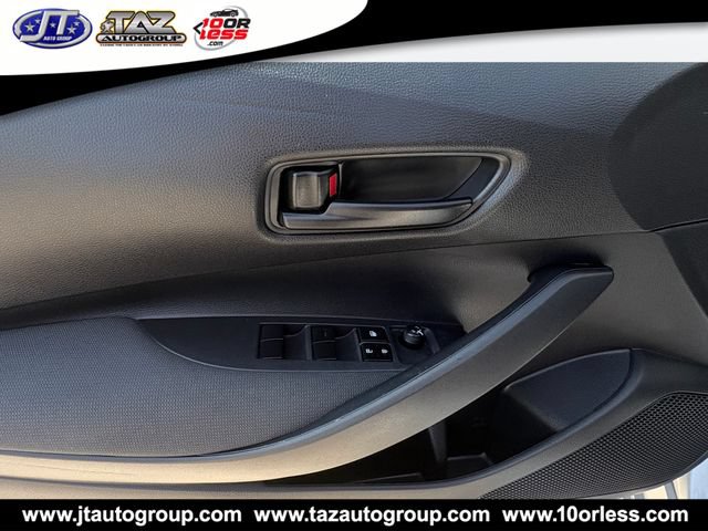 Used 2024 Toyota Corolla LE w/ LE Convenience Package FWD image 12