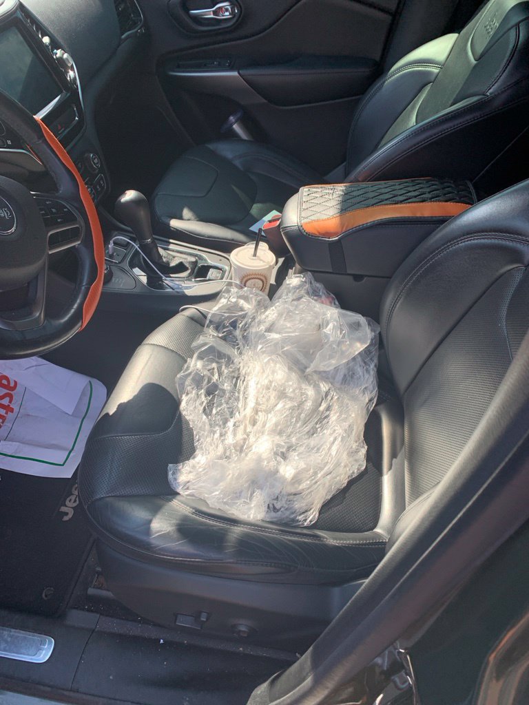 Used 2019 Jeep Cherokee Limited AWD/4WD image 16