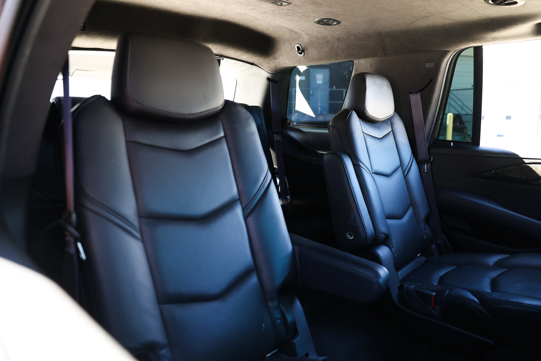 Used 2016 Cadillac Escalade Platinum AWD/4WD image 18