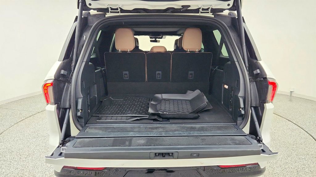 Used 2025 Lincoln Navigator L Black Label image 26